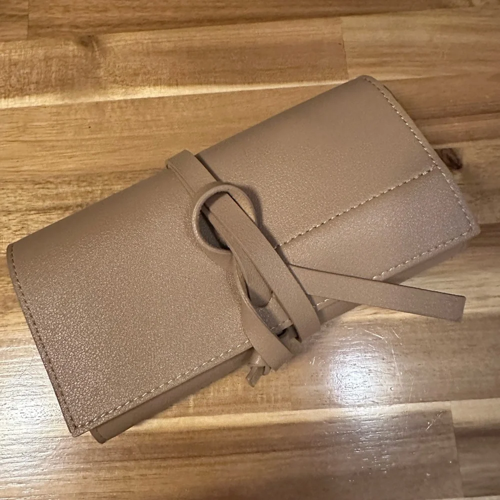 Brouk & Co Travel Power Bank Roll, NEW